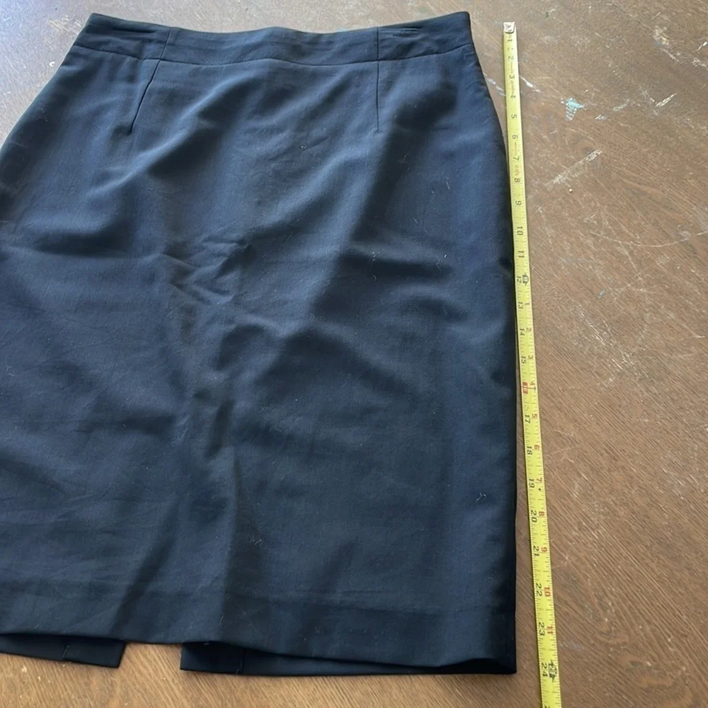 banana republic pencil skirt / size 8 / black